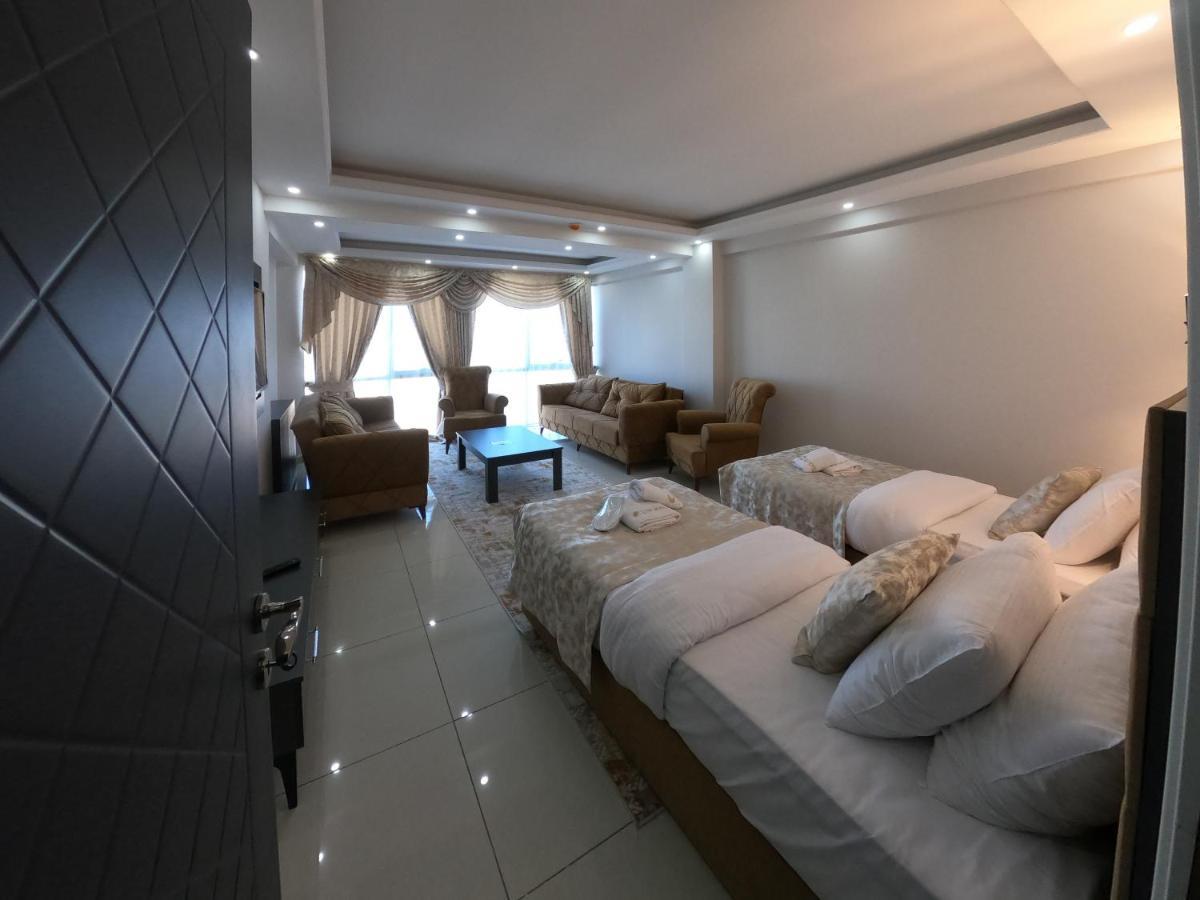Cnr Otel Airport Истанбул Екстериор снимка